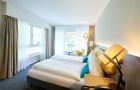 Hotel Holiday Doppelzimmer Mit Balkon 2962